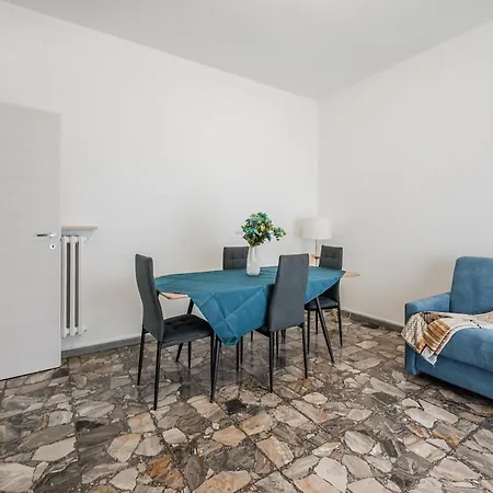 Smart Near Policlinico & Center