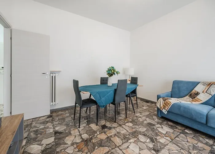 Smart Near Policlinico & Center