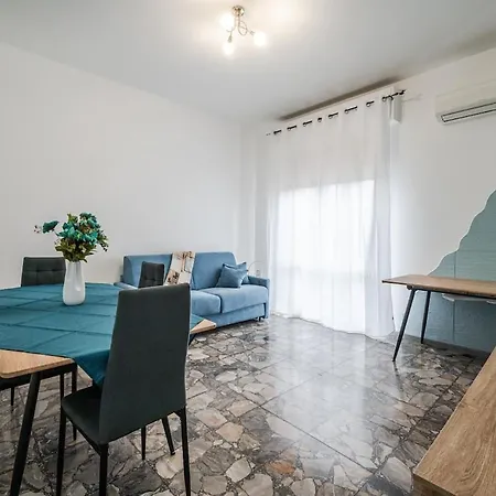 Smart Near Policlinico & Center * 摩德纳