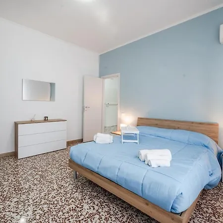 Smart Near Policlinico & Center Apartment *