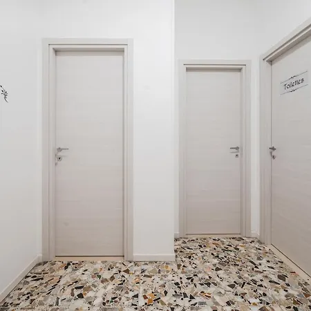 Smart Near Policlinico & Center モデナ