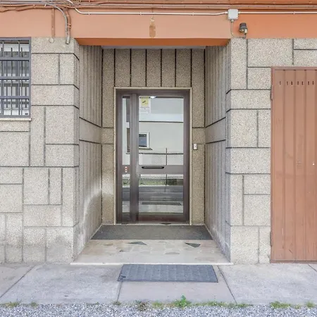 Smart Near Policlinico & Center Lejlighed