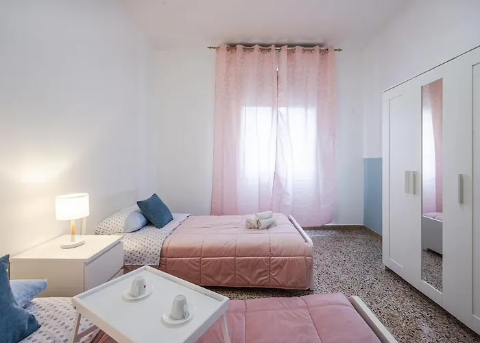 Smart Near Policlinico & Center Apartment *