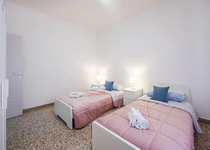 Apartment Smart Near Policlinico & Center Modena